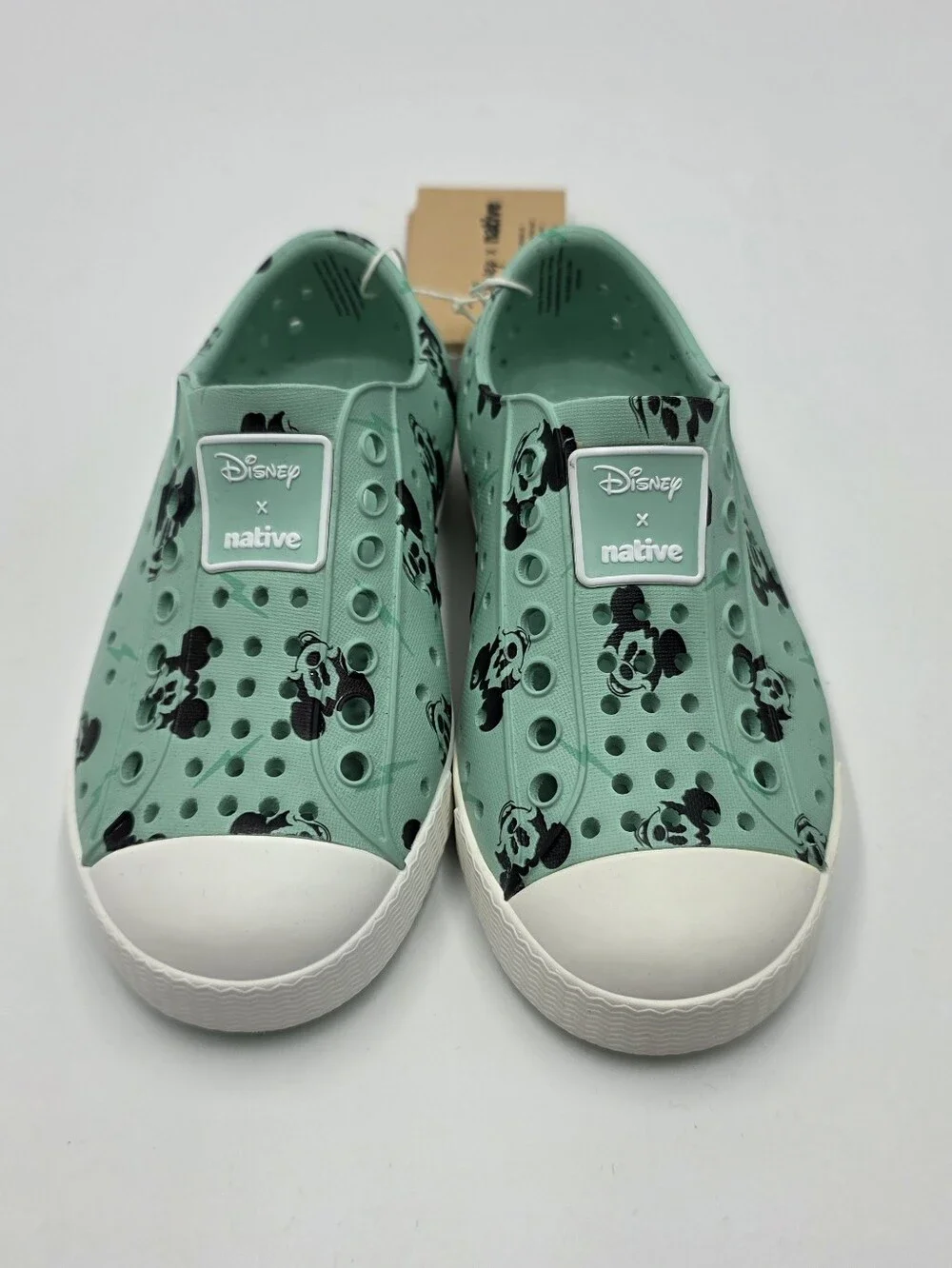 Native x Disney Mickey Mouse shoes size 9